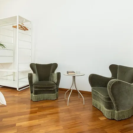 Trilocale Davanti All'acquario - Centro Apartmán Janov