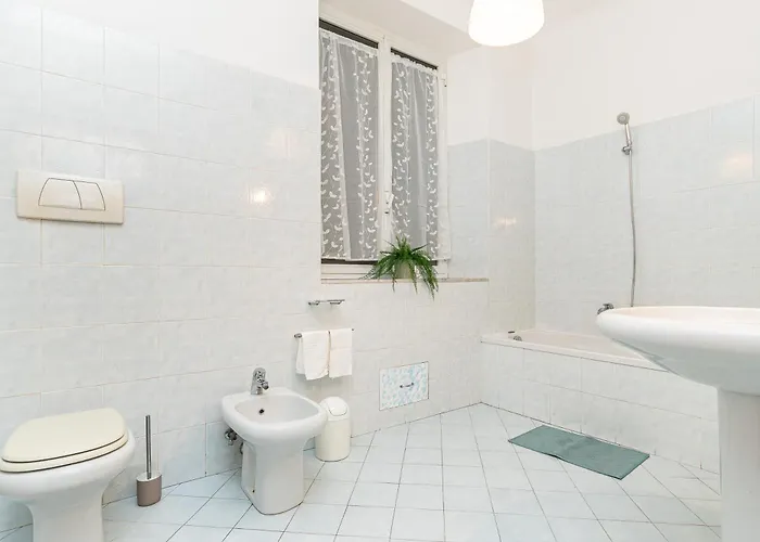 Trilocale Davanti All'acquario - Centro Apartmán